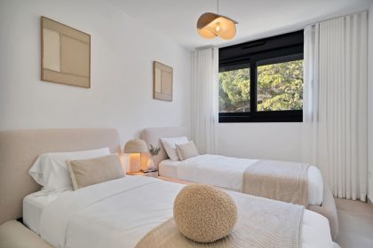 9c49b984e08695838189f959feb160fb - 22