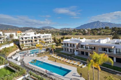 9c49b984e08695838189f959feb160fb - 33