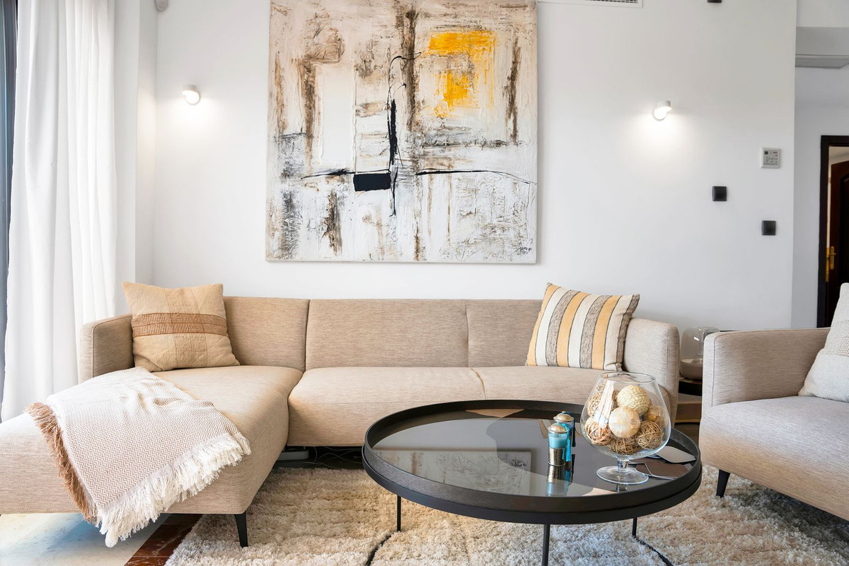 9c4c2f41a2d4007d661a65461ca5fa9f - 13