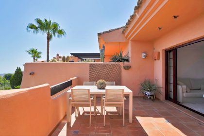 9c4c2f41a2d4007d661a65461ca5fa9f - 17