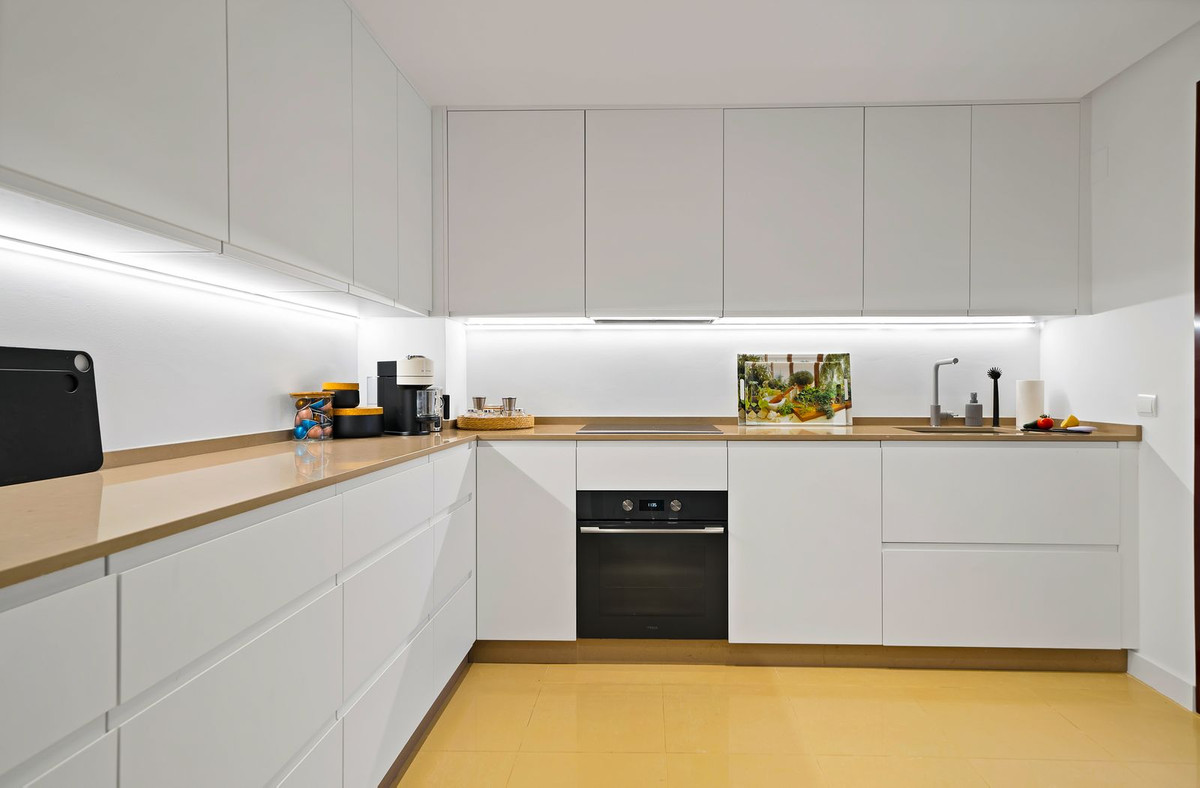 9c4c2f41a2d4007d661a65461ca5fa9f - 23