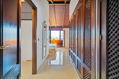 9c4c2f41a2d4007d661a65461ca5fa9f - 32