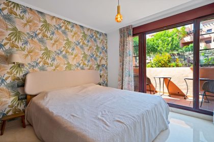 9c4c2f41a2d4007d661a65461ca5fa9f - 43