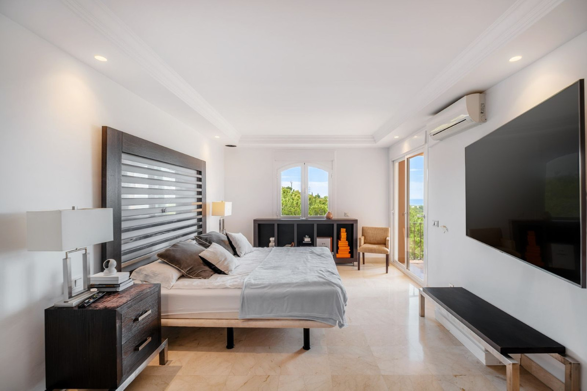 9ca494e2e33d1b0b0eff5a44a37f7e49 - 15