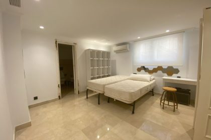 9ca494e2e33d1b0b0eff5a44a37f7e49 - 23