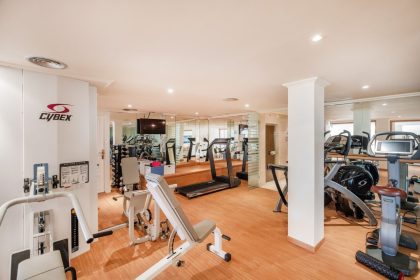 9ca494e2e33d1b0b0eff5a44a37f7e49 - 27