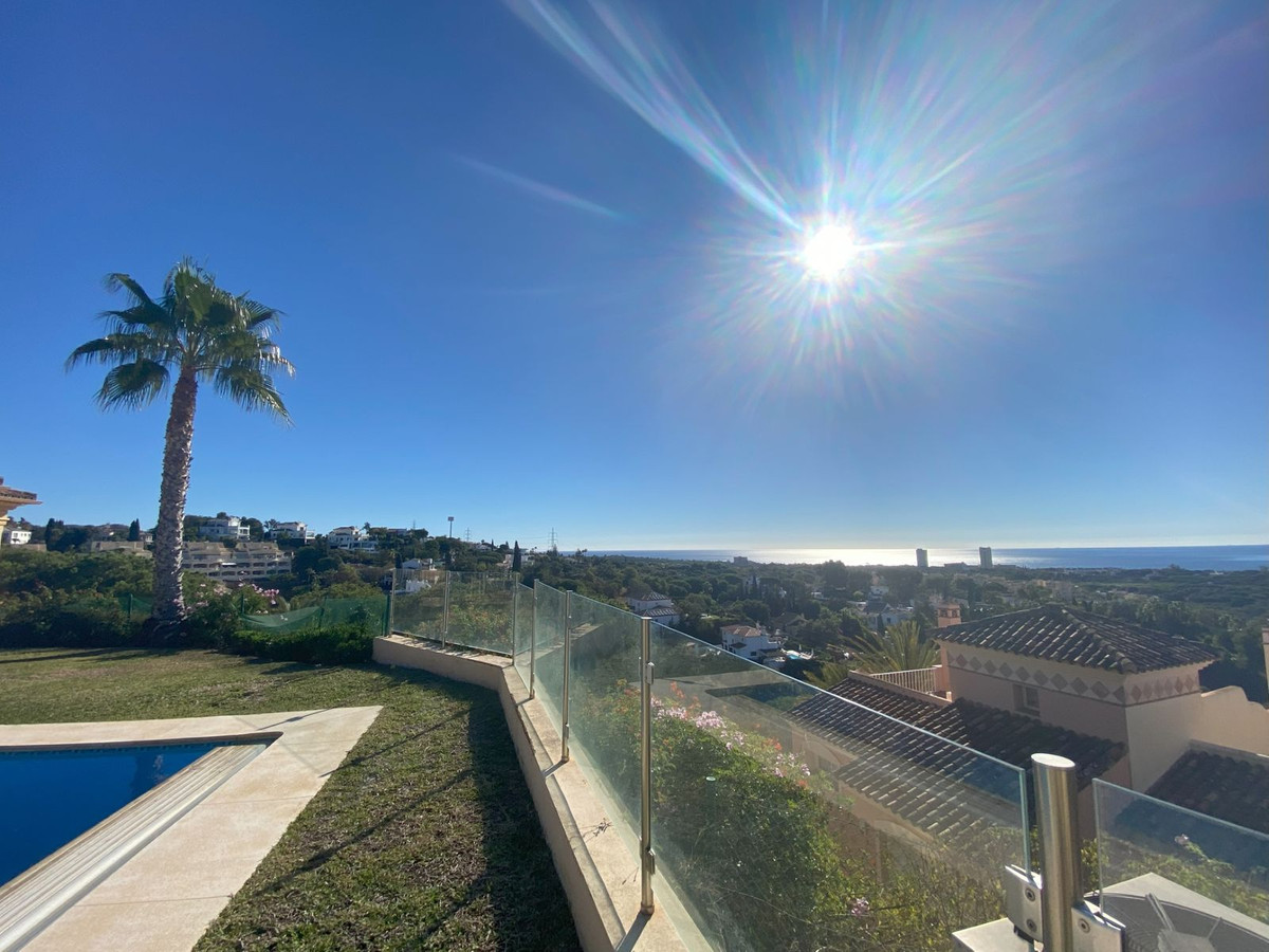 9ca494e2e33d1b0b0eff5a44a37f7e49 - 3