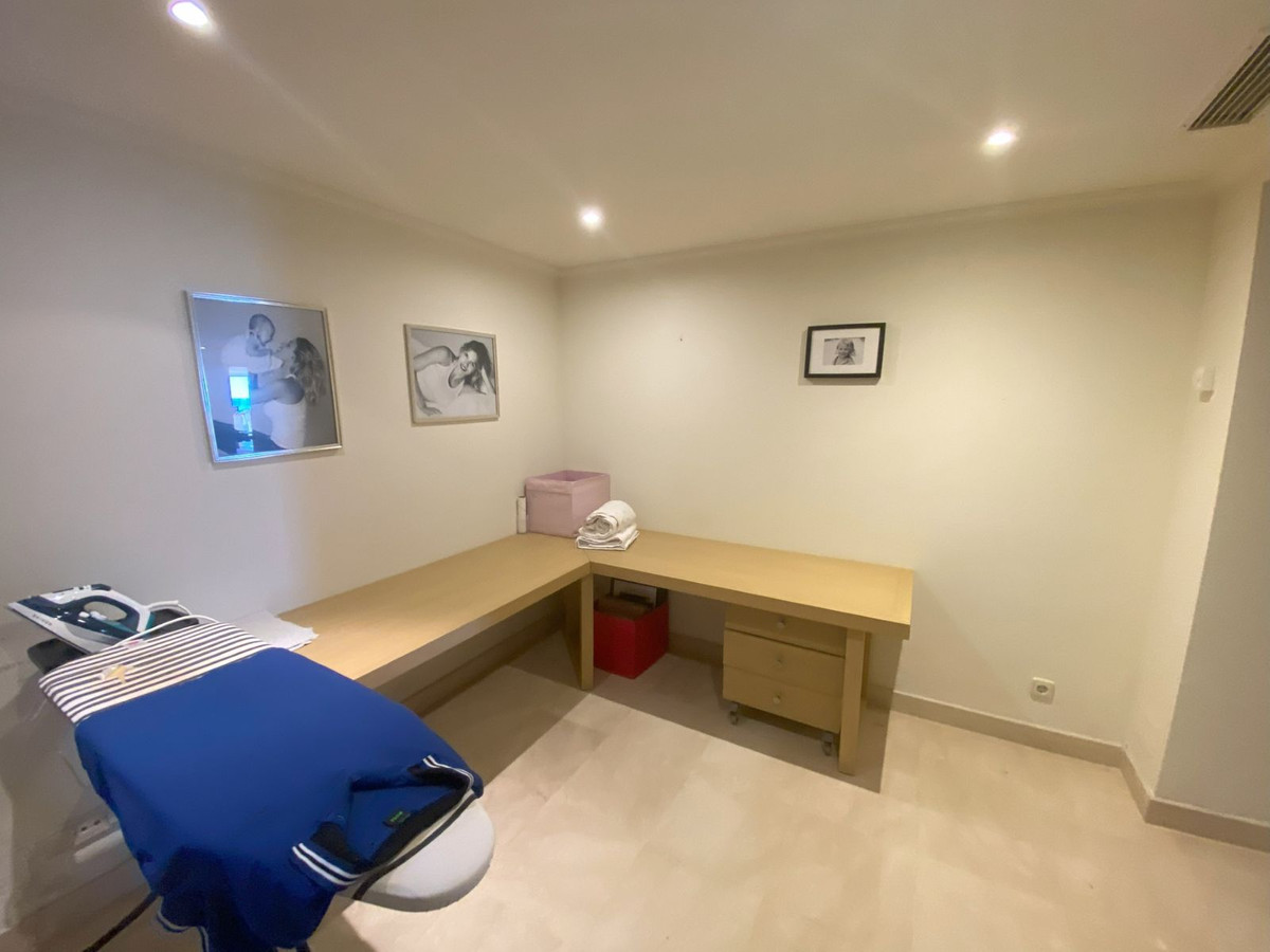 9ca494e2e33d1b0b0eff5a44a37f7e49 - 34