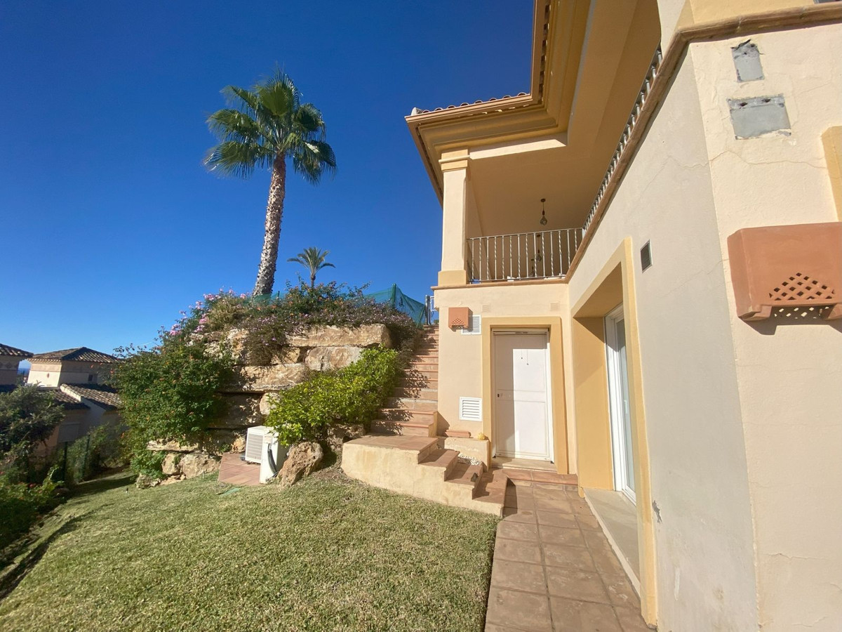 9ca494e2e33d1b0b0eff5a44a37f7e49 - 39