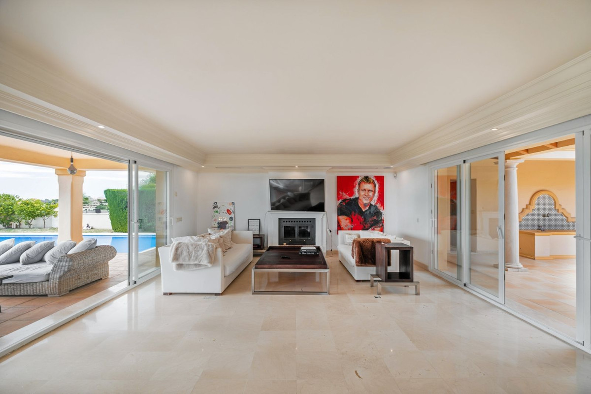 9ca494e2e33d1b0b0eff5a44a37f7e49 - 5