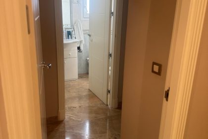 9d2b7a27cbf3124df247d850c82e8208 - 10