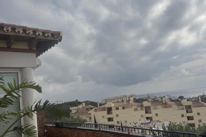 9d2b7a27cbf3124df247d850c82e8208 - 7