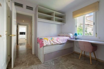 9d67b87529166830aa8c2bce3127c64b - 17