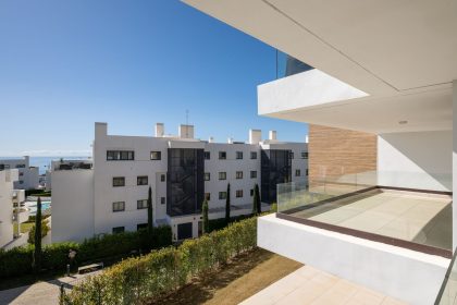 9dab172c629a6fb3c662f61457f6a5a8 - 8