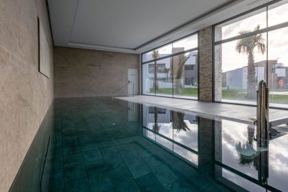 9e0caafc24cca01506cbf01309c243d1 - 24