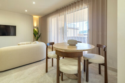 9e76b4eb63739e3df122c66953800ab0 - 10