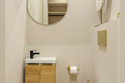 9e76b4eb63739e3df122c66953800ab0 - 16