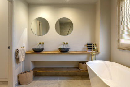 9e76b4eb63739e3df122c66953800ab0 - 18