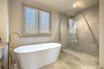 9e76b4eb63739e3df122c66953800ab0 - 19