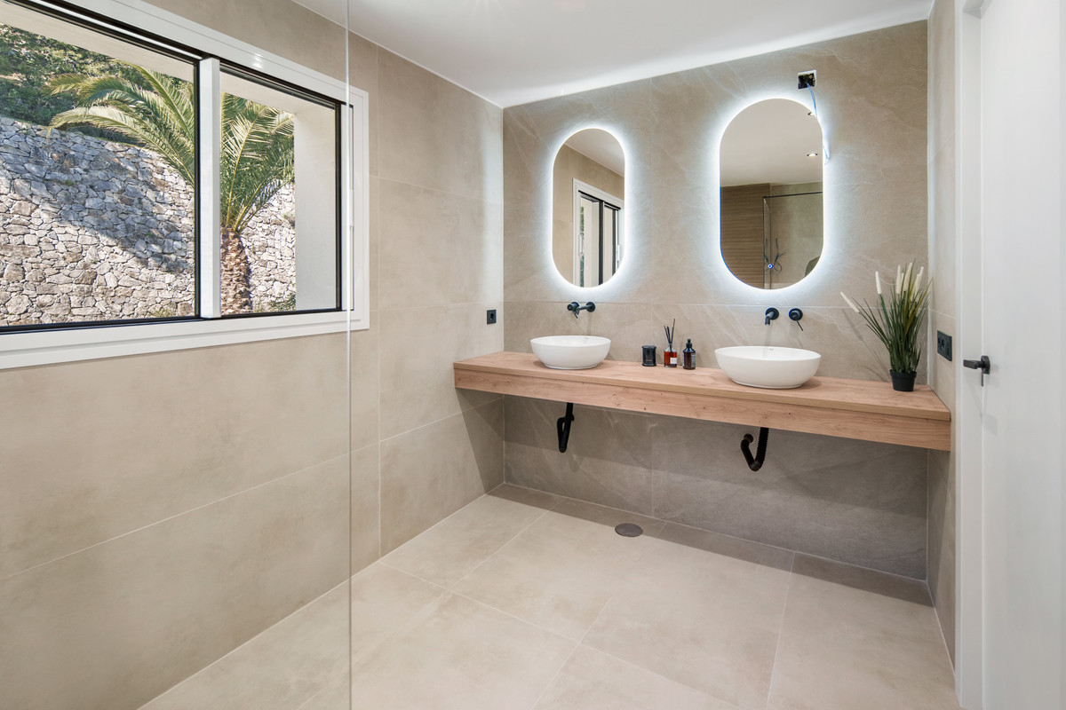 9edc45570c0d5e0e5dc69c49c5f72a0f - 16