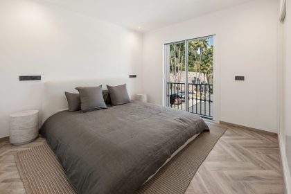 9edc45570c0d5e0e5dc69c49c5f72a0f - 24