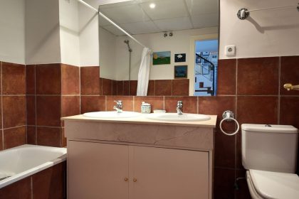 9ef3c94637d3482c8c083eeb6cc81328 - 16