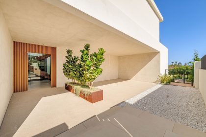 9ef5141617e60f45b8315c569389149f - 50