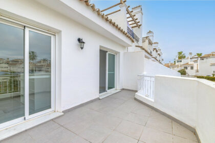 9fc25c6d038606b9ddc2220ecfc6220a - 18