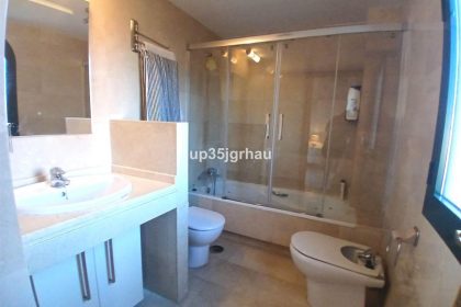 9feb7184599f86d1a67ff26bc8c83093 - 7