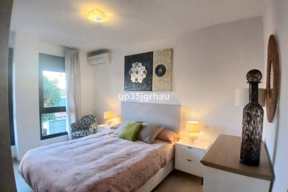 9feb7184599f86d1a67ff26bc8c83093 - 8