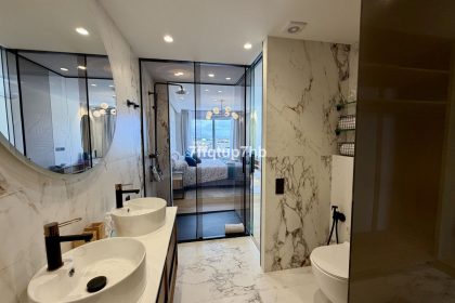 a086bca5b06f815c5ecad101e9c383f4 - 12