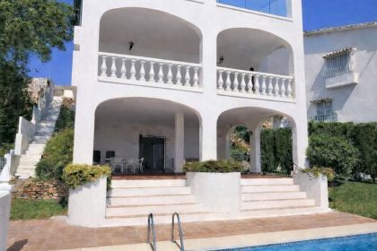 a0909d26a7daf8b9fb357be18184f7cf - 10