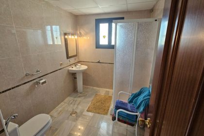 a0909d26a7daf8b9fb357be18184f7cf - 25