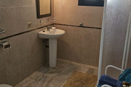 a0909d26a7daf8b9fb357be18184f7cf - 26