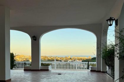 a0909d26a7daf8b9fb357be18184f7cf - 35