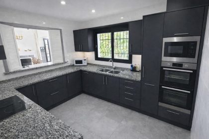 a0909d26a7daf8b9fb357be18184f7cf - 8