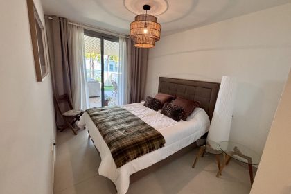 a0afd1285426fc42a53e5fae5358ce43 - 11