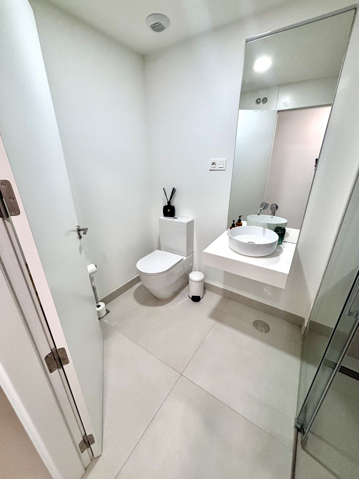 a0afd1285426fc42a53e5fae5358ce43 - 17