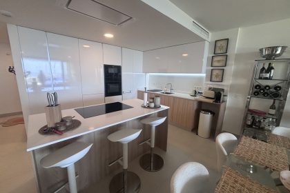 a0afd1285426fc42a53e5fae5358ce43 - 4