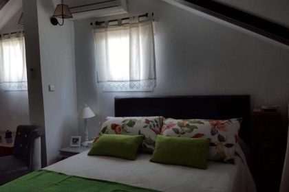 a0f7c7edfa9a25cb5f84d4e302337d2b - 14