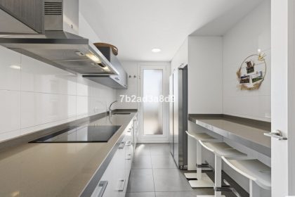 a182e9dfafa98beebb8d8597c426ffac - 11