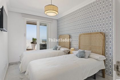 a182e9dfafa98beebb8d8597c426ffac - 14