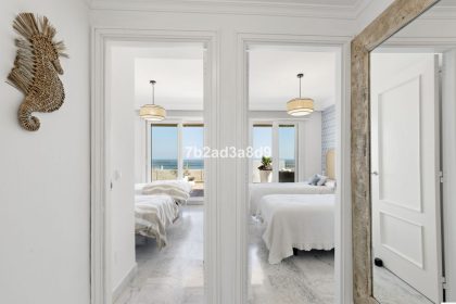 a182e9dfafa98beebb8d8597c426ffac - 18