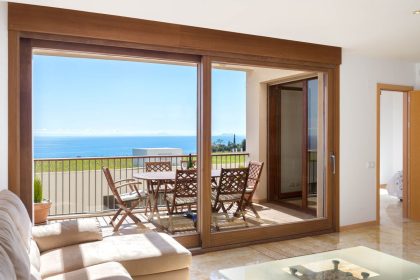 a219a07cee15803cfcd5a3142fc82d2e - 1