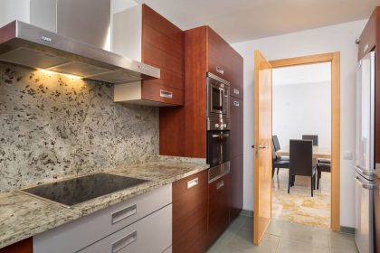 a219a07cee15803cfcd5a3142fc82d2e - 5