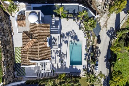 a232bafea6d8321de8e5b79ccfe473fd - 13