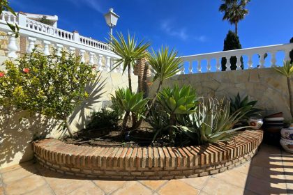 a234ed901b8d33144205630a072b7c56 - 10