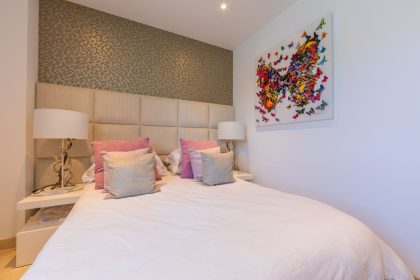 a24353c917cf5c8cd7209e988c8fceca - 27