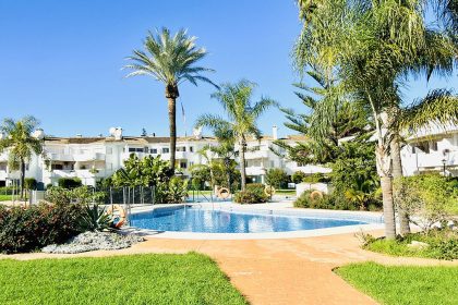 a248af6d346357c9cb7c071133b2c44d - 1