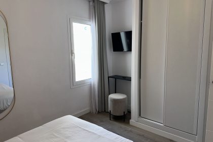 a251b197c11f7dc5b6d9c78f3e79840a - 10